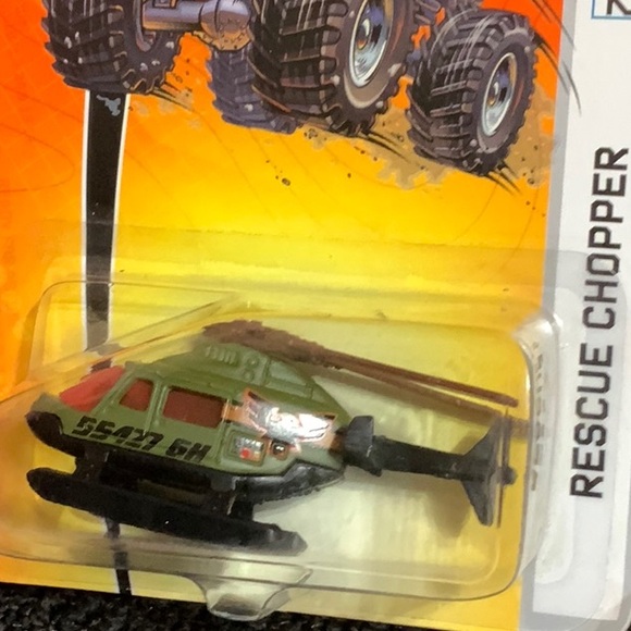 Matchbox Rescue Chopper Toy Helicopter. 2005 Mattel. - Picture 4 of 4